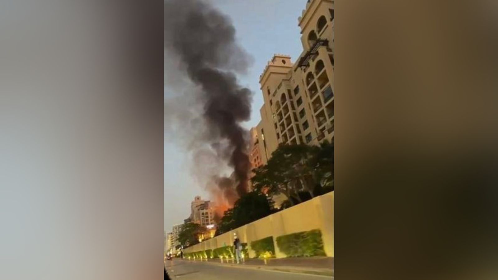 БАӘ, Қатар және Сауд Арабиясында мыңдаған қазақстандық қалып қойды 