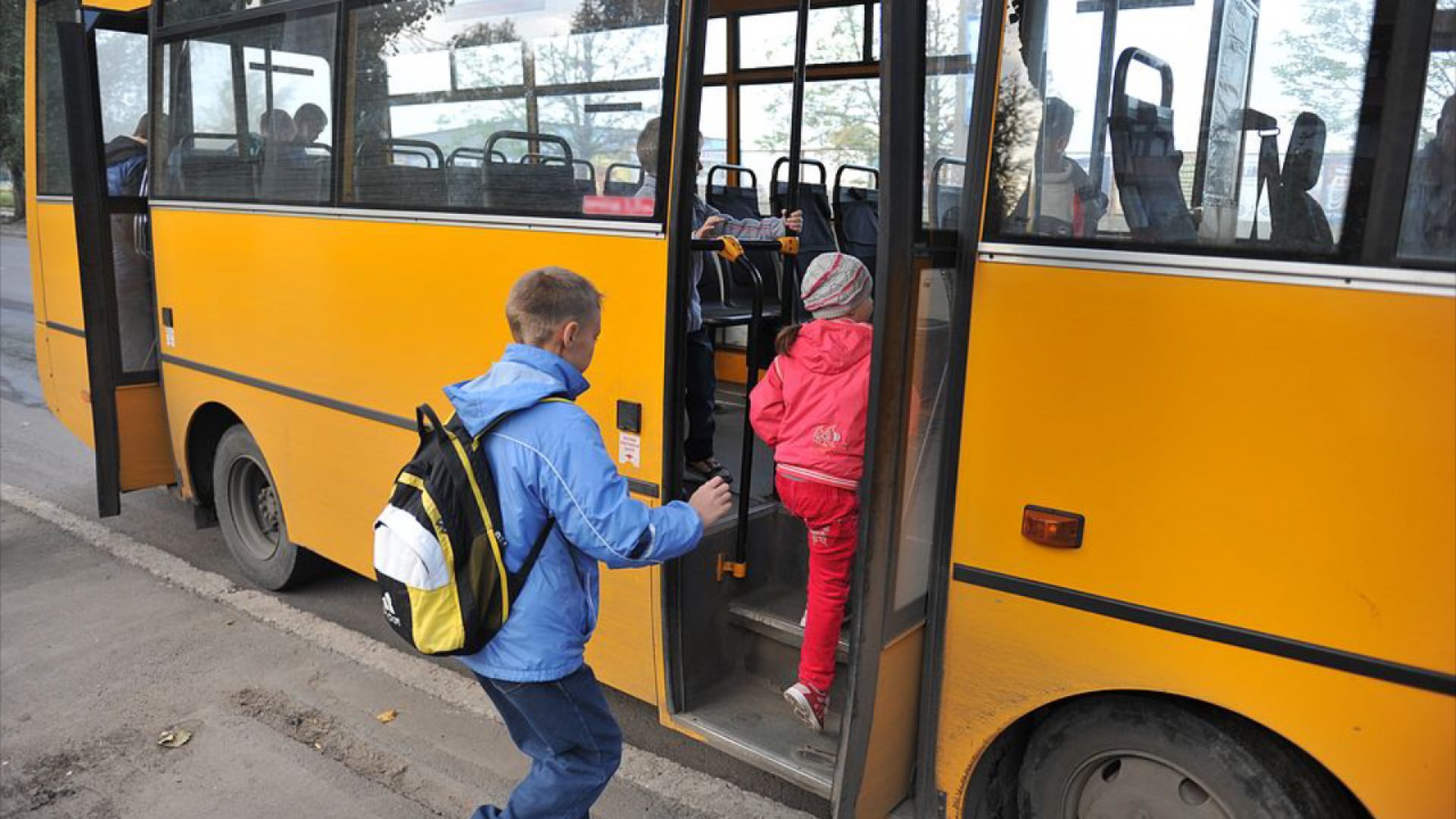 Алматыда оқушыларға арналған автобус қатынайды
