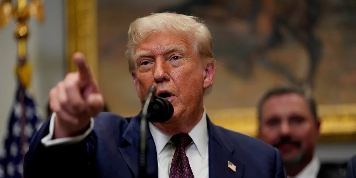 Трамп: Ресейге көмектескендер жазасыз қалмайды