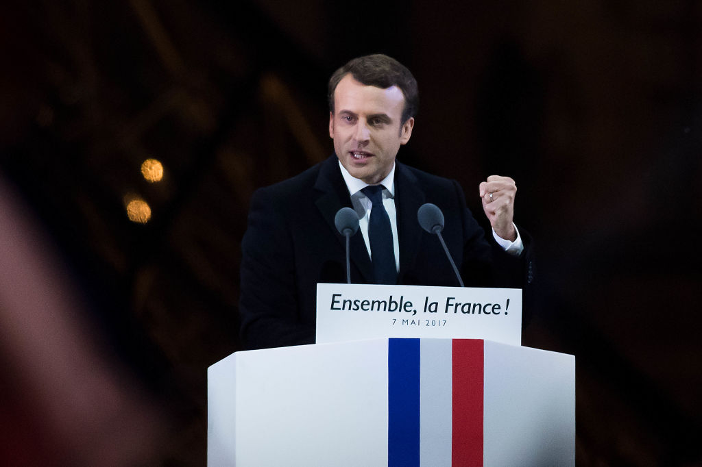 Эммануэль Макрон победил на выборах президента Франции 