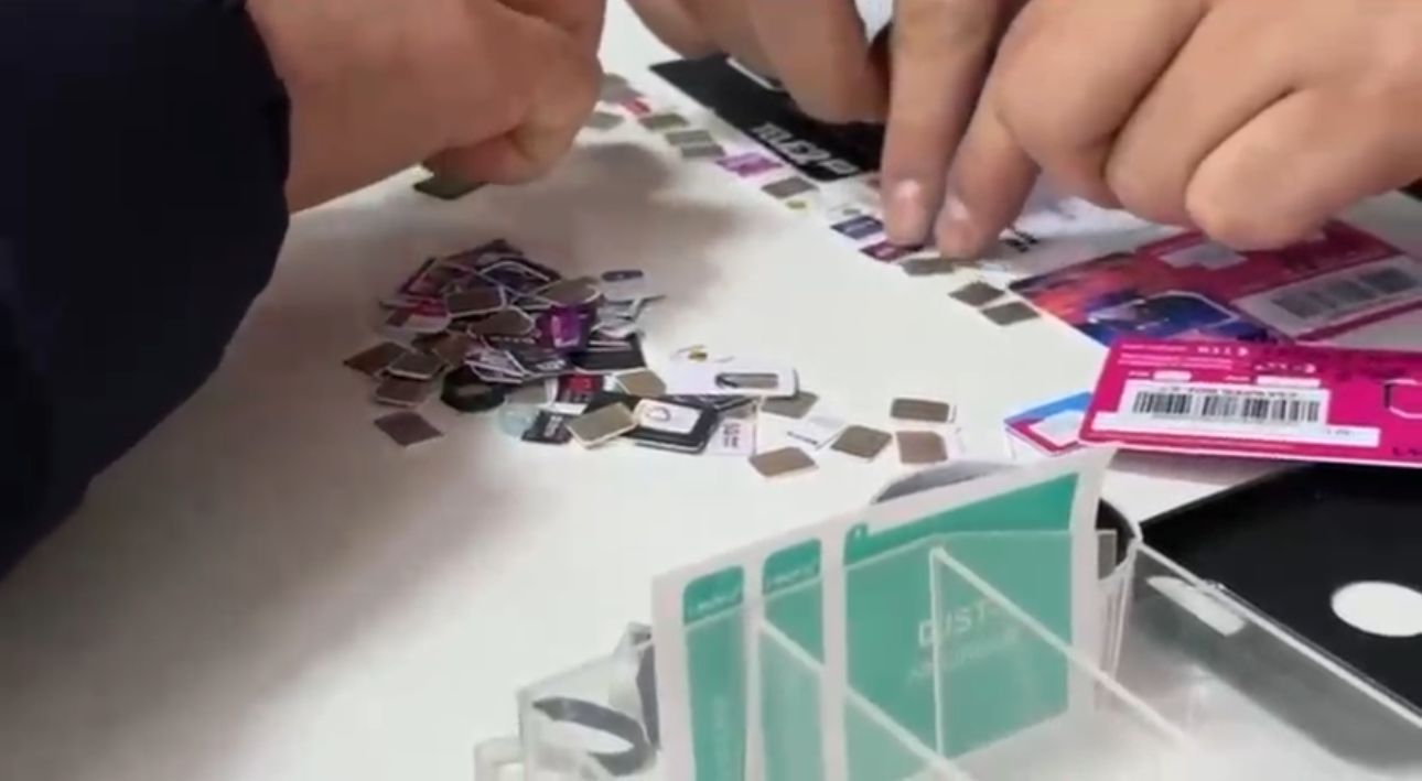 3 мыңнан астам SIM-карта тәркіленді: Шымкентте интернет-алаяқтарға қызмет көрсеткен арна әшкереленді