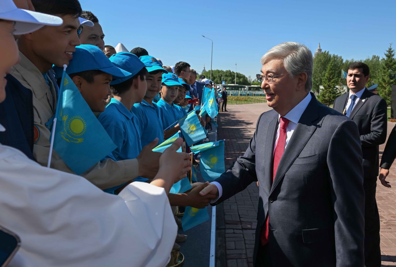 Президент Ту көтеру рәсіміне қатысты