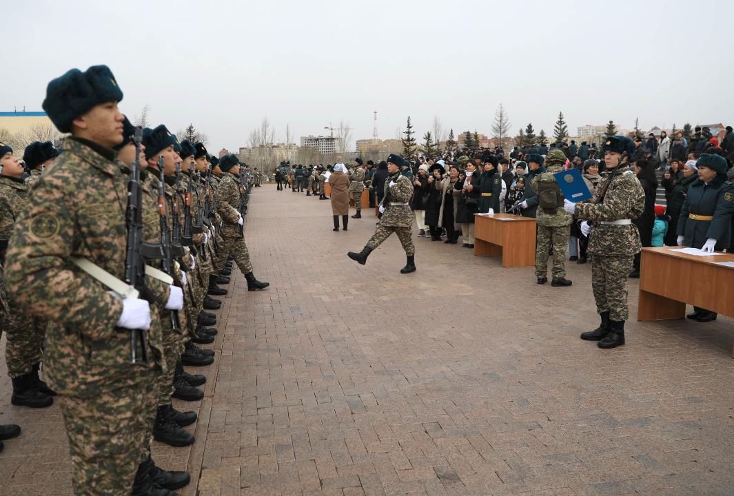 Әскерге шақыртылған 4 мың қазақстандықтың 1.5 млрд теңге несиелері болған