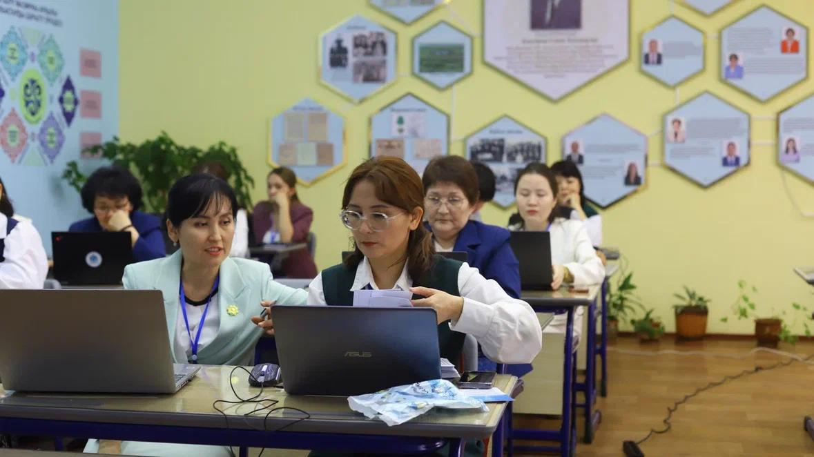 Колледж педагогтарының еңбекақысын арттыру мәселесі қайта көтерілді