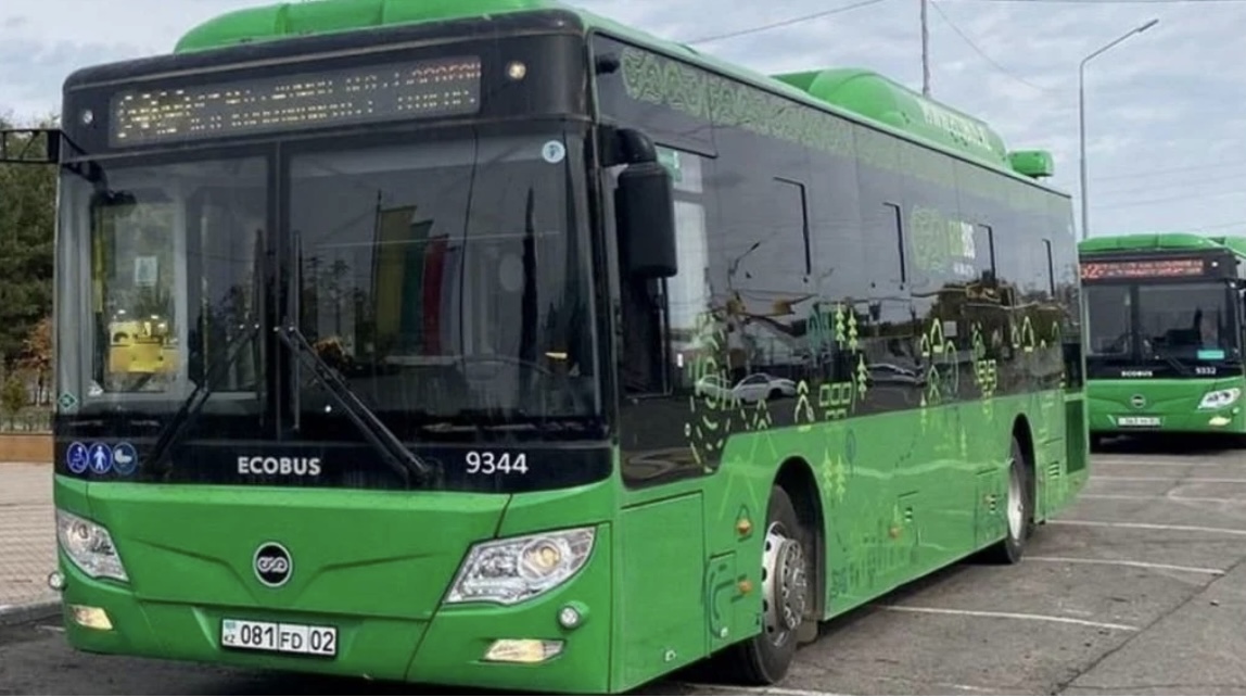 Алматыда жүргізушінің жүрегі тоқтап, кенеттен көз жұмды: бірнеше көлік соқтығысты