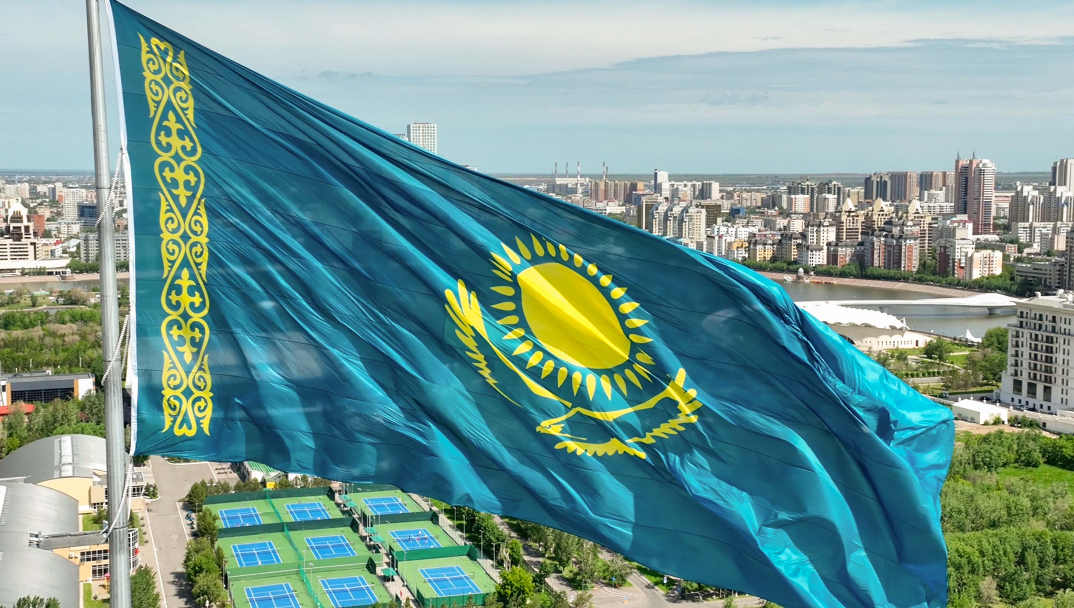Қазақстанда Мемлекеттік туды пайдаланудың жаңа ережесі күшіне енді