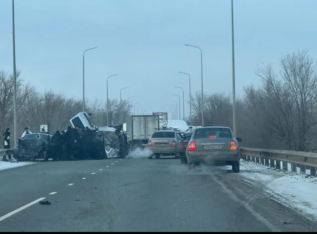 Астана – Қарағанды тас жолында 7 көлік соқтығысты: бір адам қаза тапты