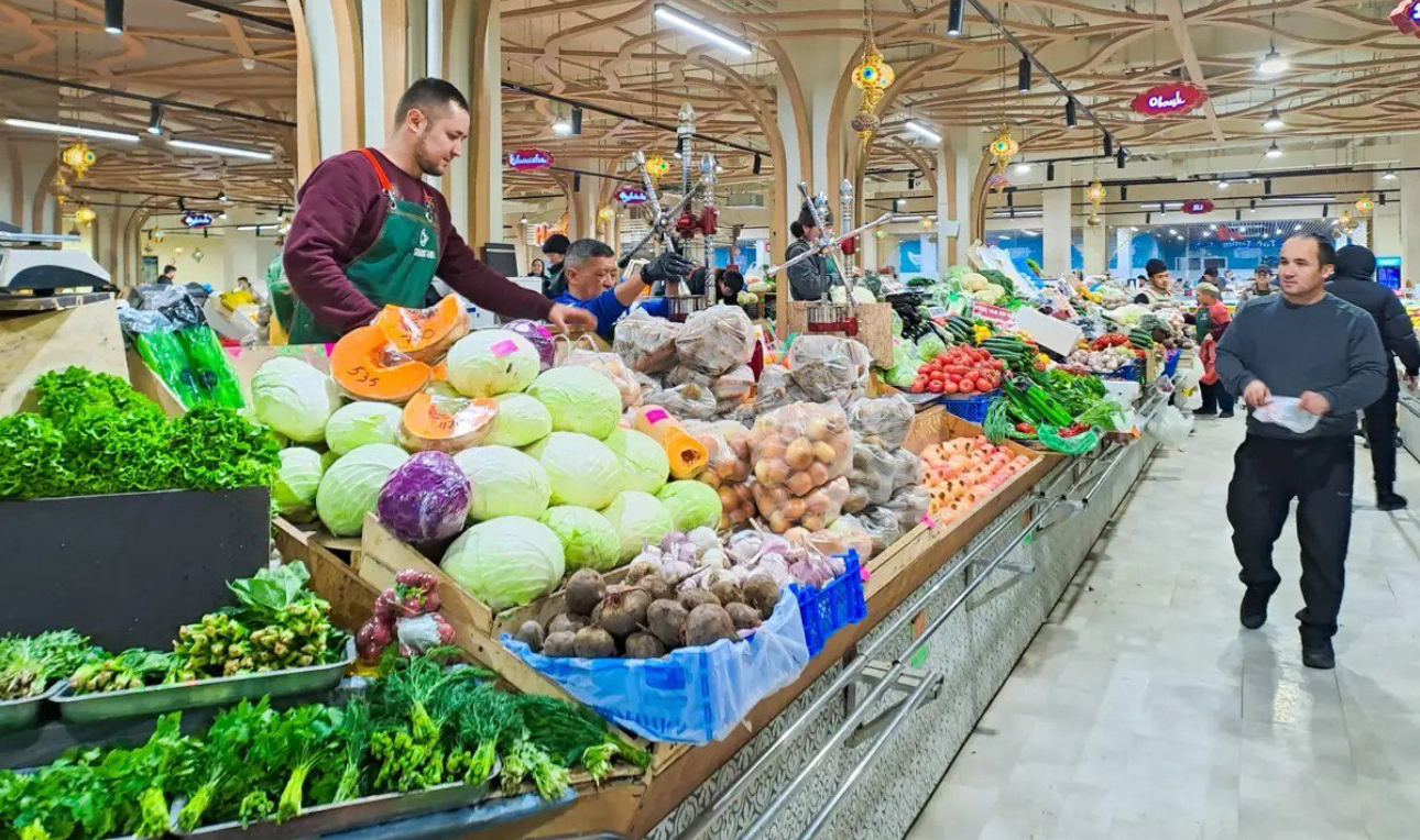 Сауда өсімі бәсеңдеді: ірі дүкендер жеке кәсіпкерлерді нарықтан ығыстырып жатыр