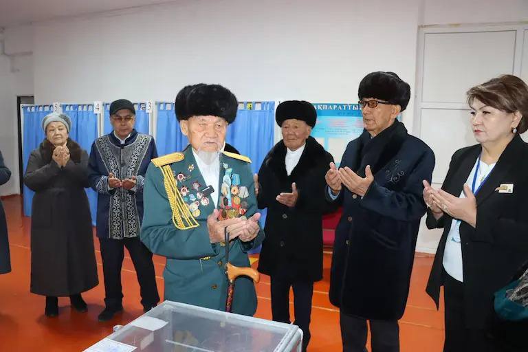 Референдумда 19%-дан астам қазақстандық дауыс беріп үлгерді