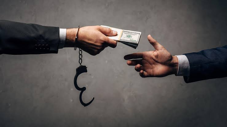 Қазақстанда парақорлық туралы ақпарат бергендерге 17,3 млн теңгеге дейін сыйақы төленеді