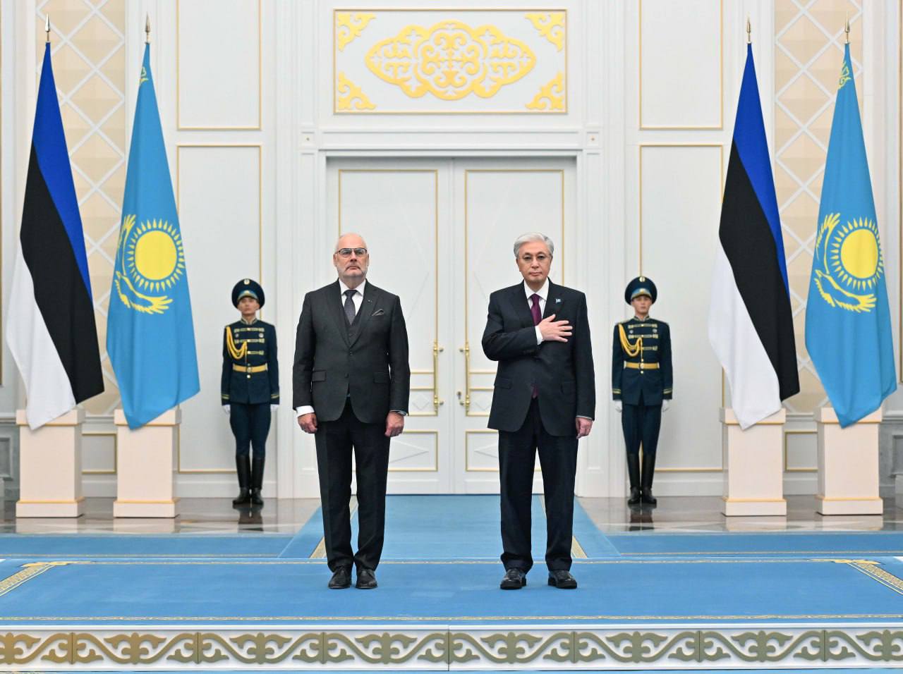 Ақордада Эстония Президентін құрметпен қарсы алу рәсімі өтті