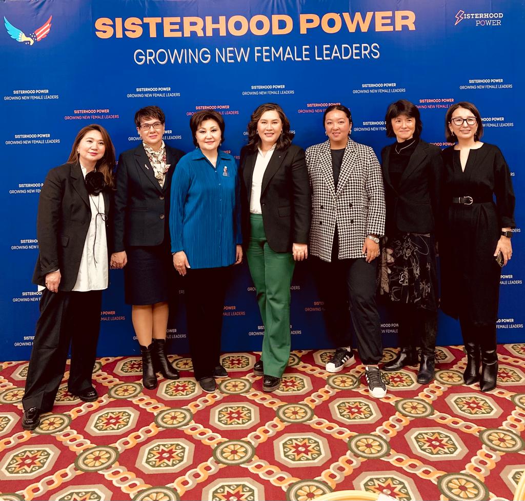 Әйелдерге арналған тегін «Sisterhood Power» бизнес-тәлімгерлік бағдарламасы іске қосылды