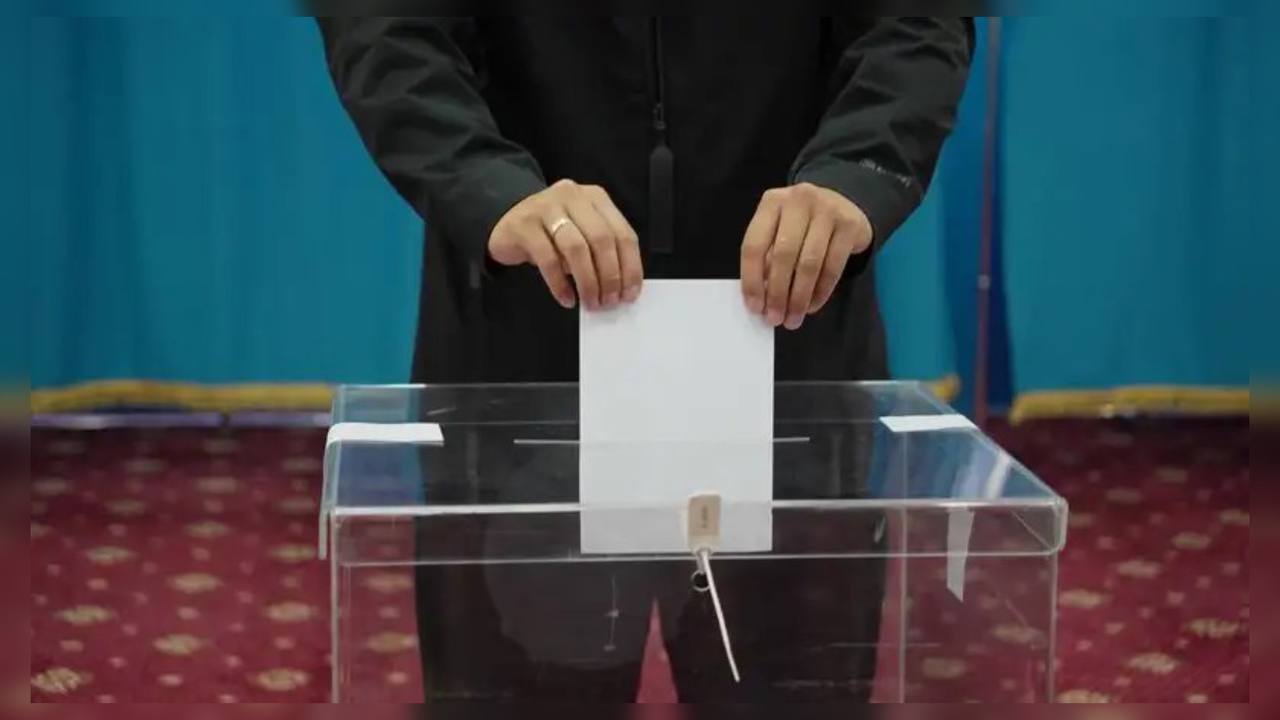 Референдум: шетелдегі кейбір дауыс беру учаскелері жабылды 